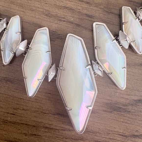 Kendra Scott Silver Necklace with Iridescent Mother of Pearl Stones - Picture 2 of 2